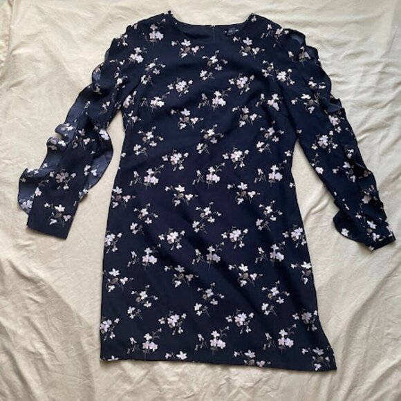 Club Monaco Dresses & Skirts - Club Monaco | Floral Ruffle-Sleeve Mini Dress | Navy Multi | Size 10